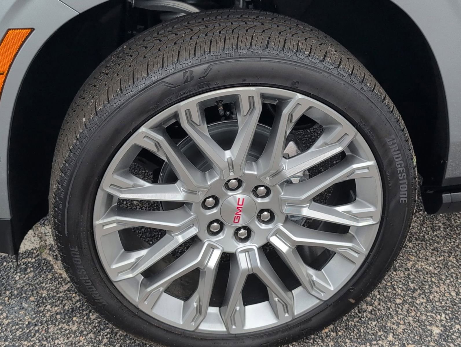 New 2026 GMC Yukon Denali w/ Sun & Power Step Package AWD/4WD image 12
