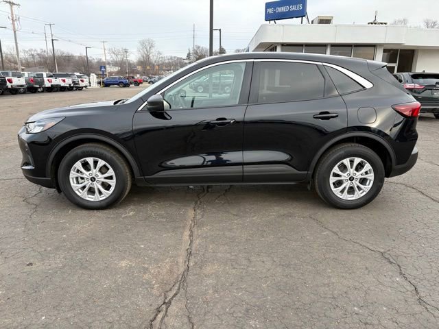 Used 2023 Ford Escape Active w/ Tech Pack #1 image 2