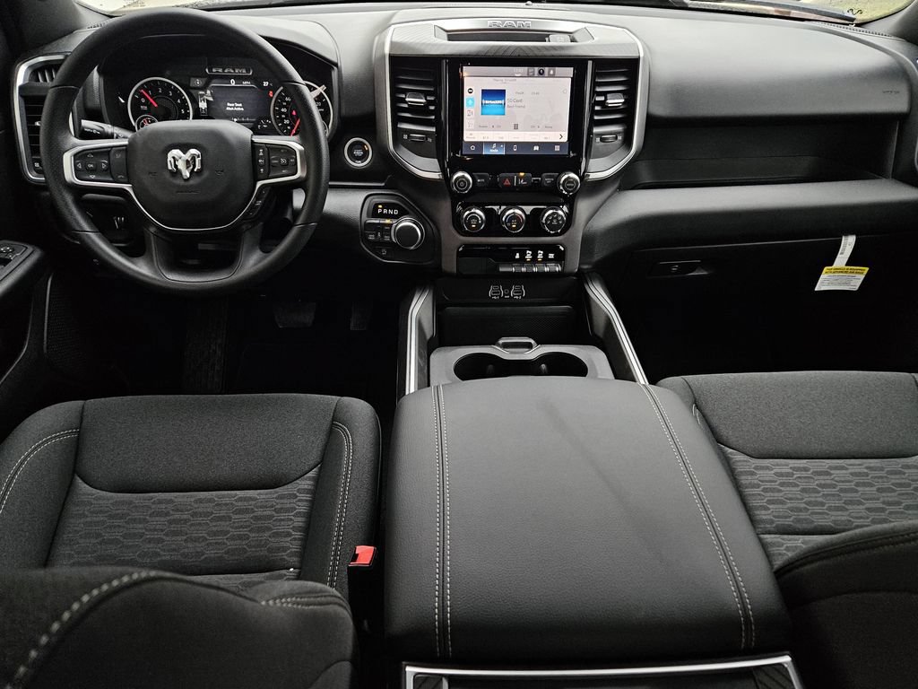 New 2026 RAM 1500 Express AWD/4WD image 8