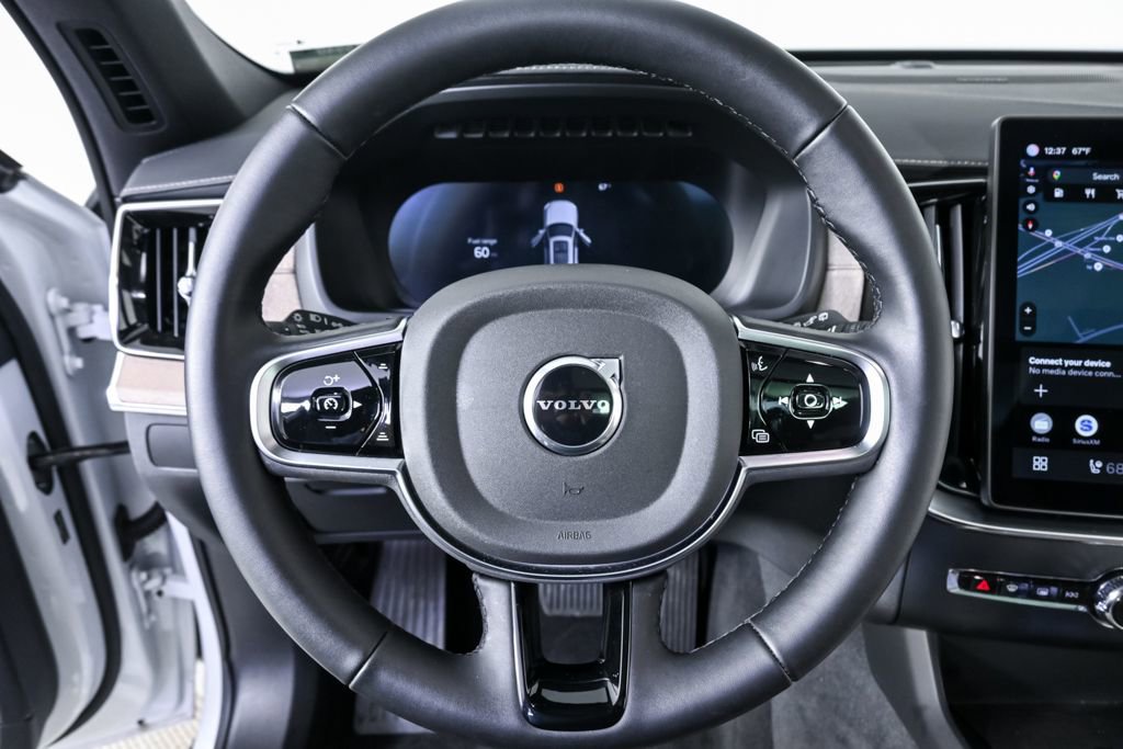 Certified 2025 Volvo XC90 B6 Plus image 11