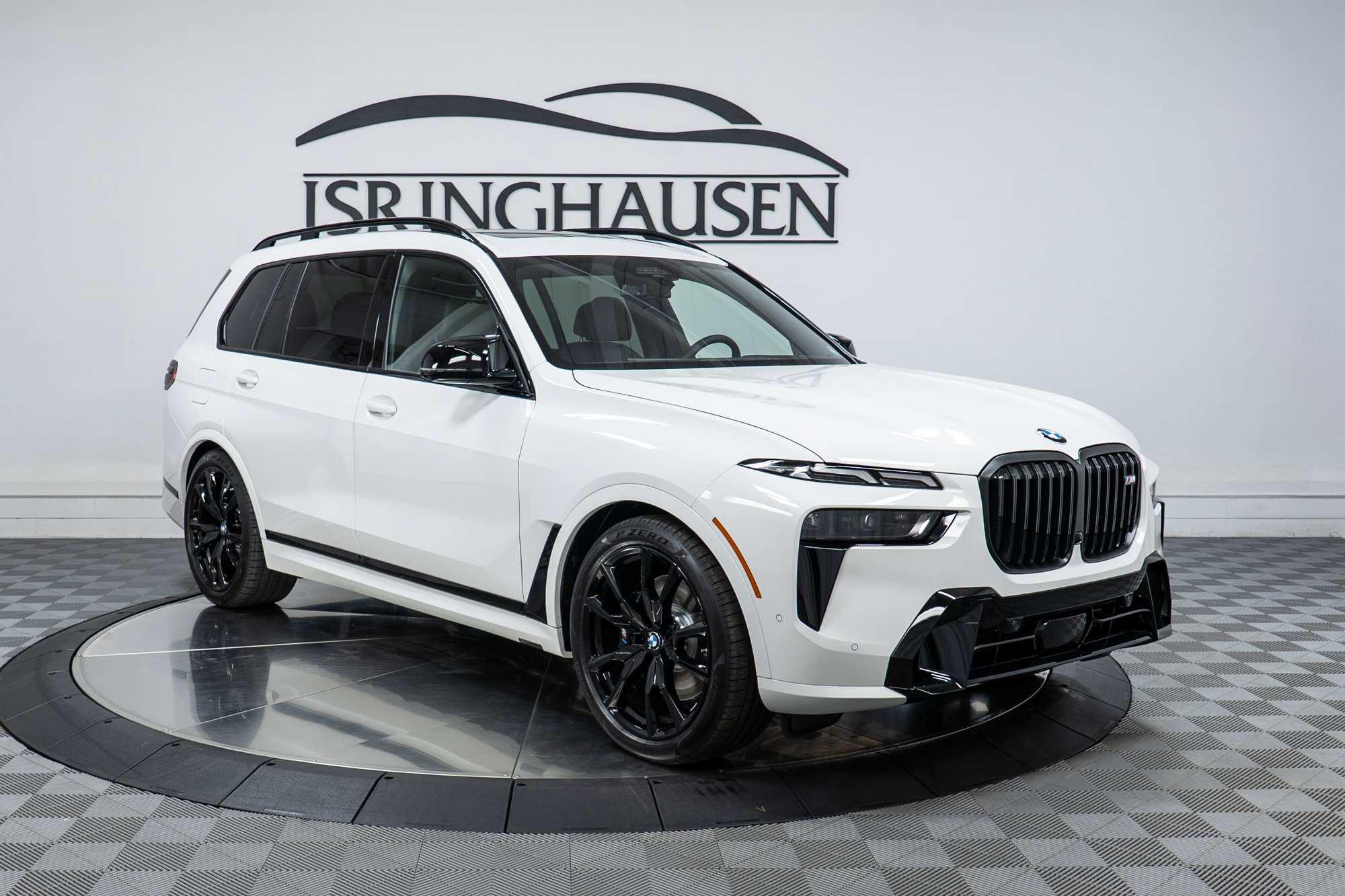 New 2026 BMW X7 M60i image 3