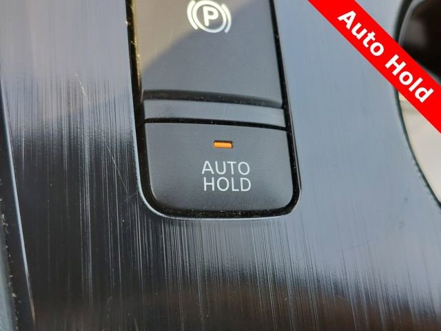 Used 2024 Nissan Rogue SV image 18