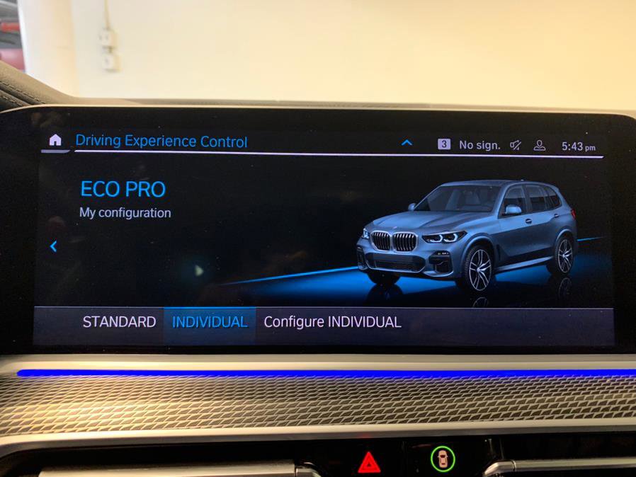 Used 2022 BMW X5 xDrive40i w/ M Sport Package image 37