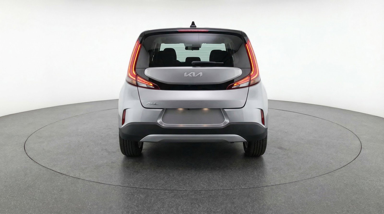 Used 2025 Kia Soul LX w/ LX Technology Package FWD image 7