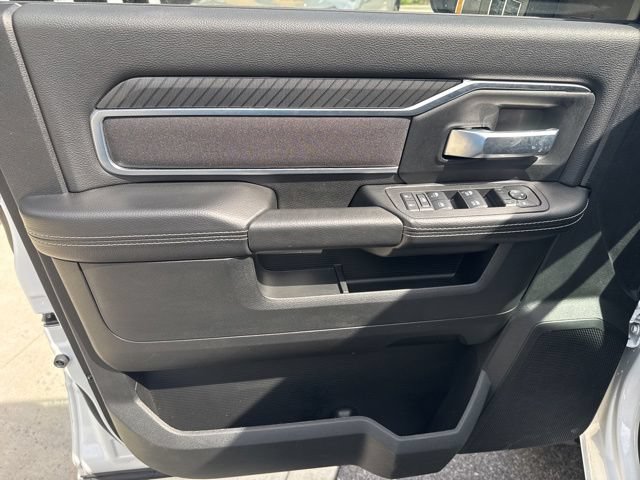 Used 2025 RAM 2500 Big Horn w/ Bed Convenience Group AWD/4WD image 11