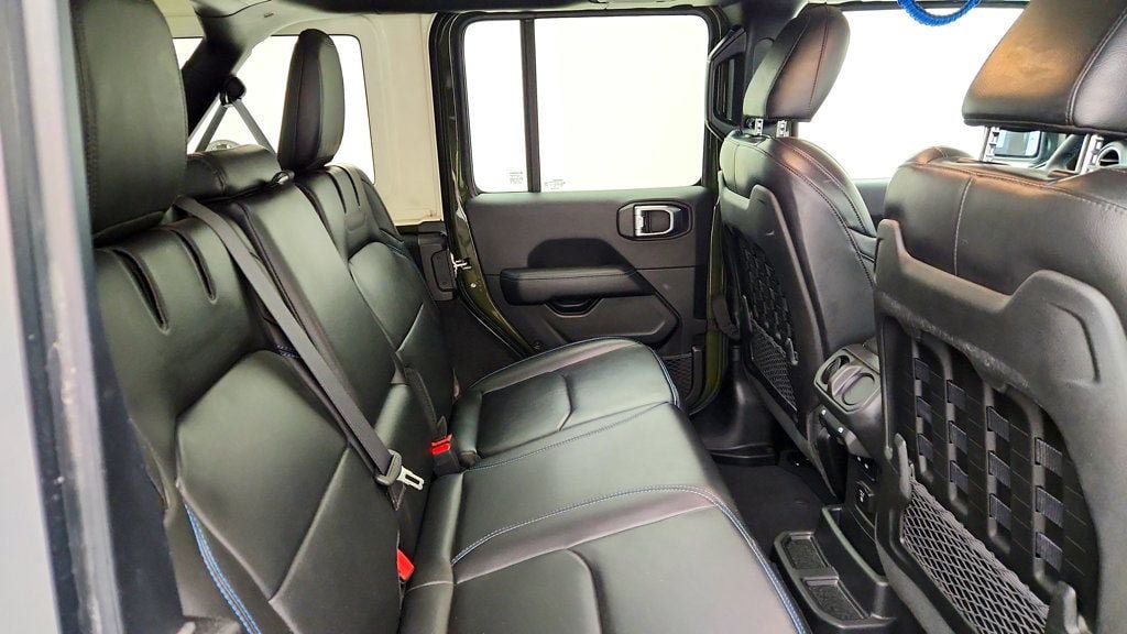 Used 2023 Jeep Wrangler Unlimited Rubicon 4xe w/ Cold Weather Group AWD/4WD image 25