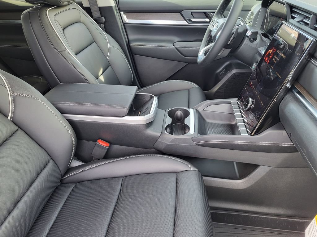 New 2026 GMC Terrain Denali w/ LPO, Floor Liner Package image 9
