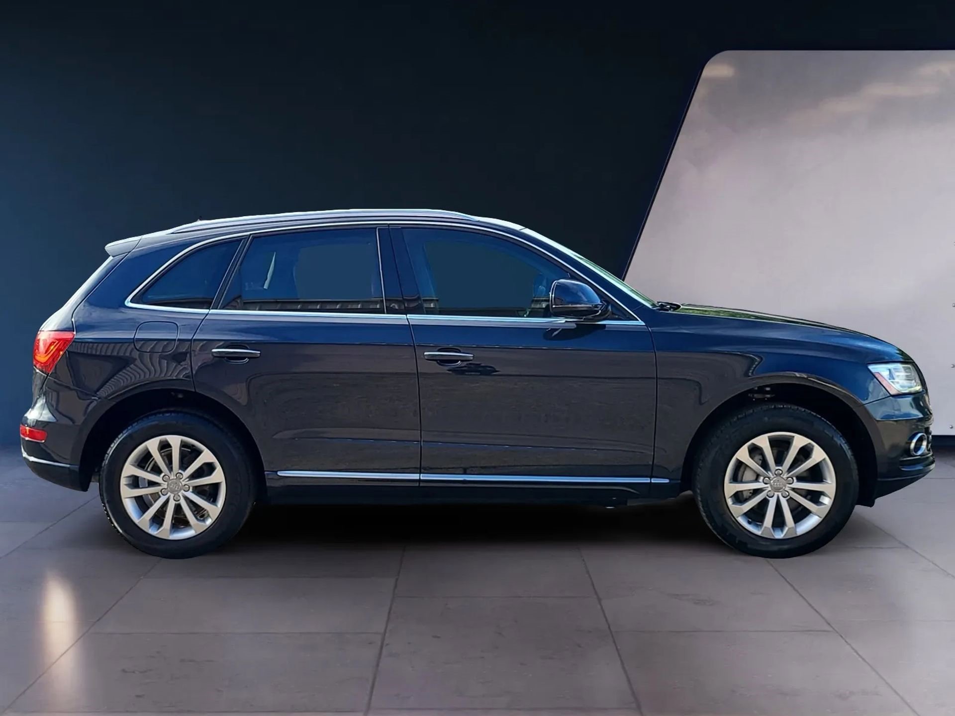 Used 2015 Audi Q5 2.0T Premium Plus w/ Technology Package image 6