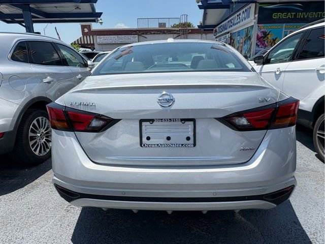Used 2021 Nissan Altima 2.5 SV image 7