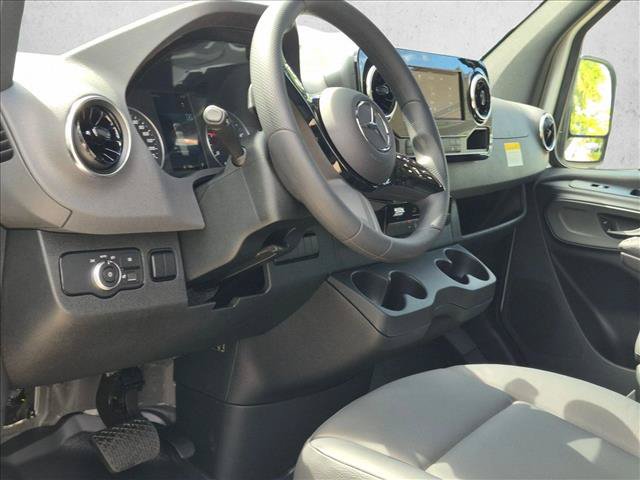 New 2026 Mercedes-Benz Sprinter 2500 image 3