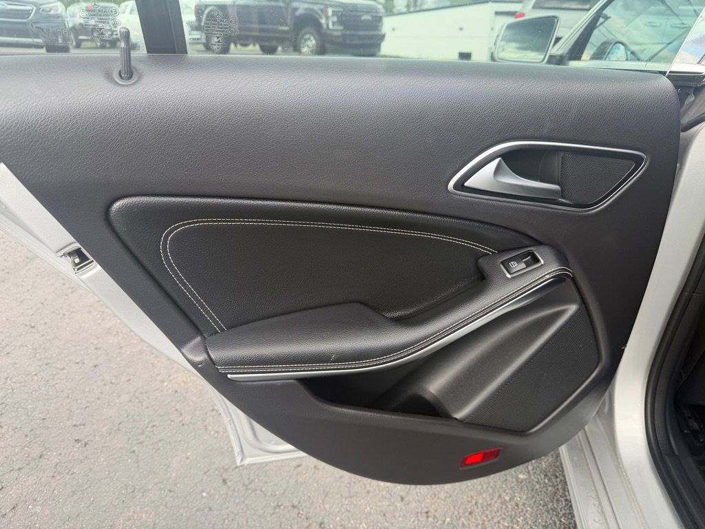 Used 2017 Mercedes-Benz CLA 250 4MATIC image 16