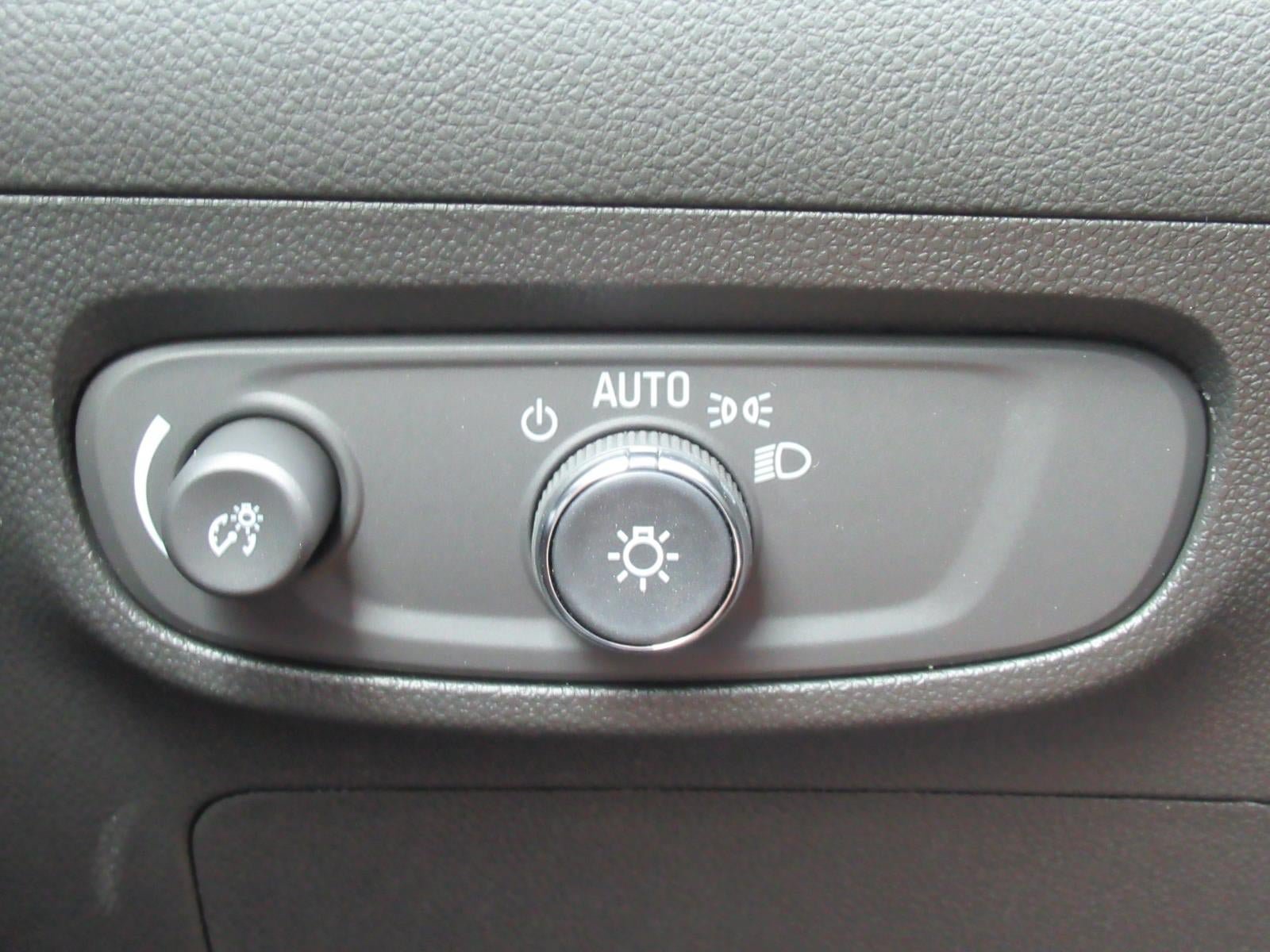 New 2026 Buick Encore GX Sport Touring FWD image 22