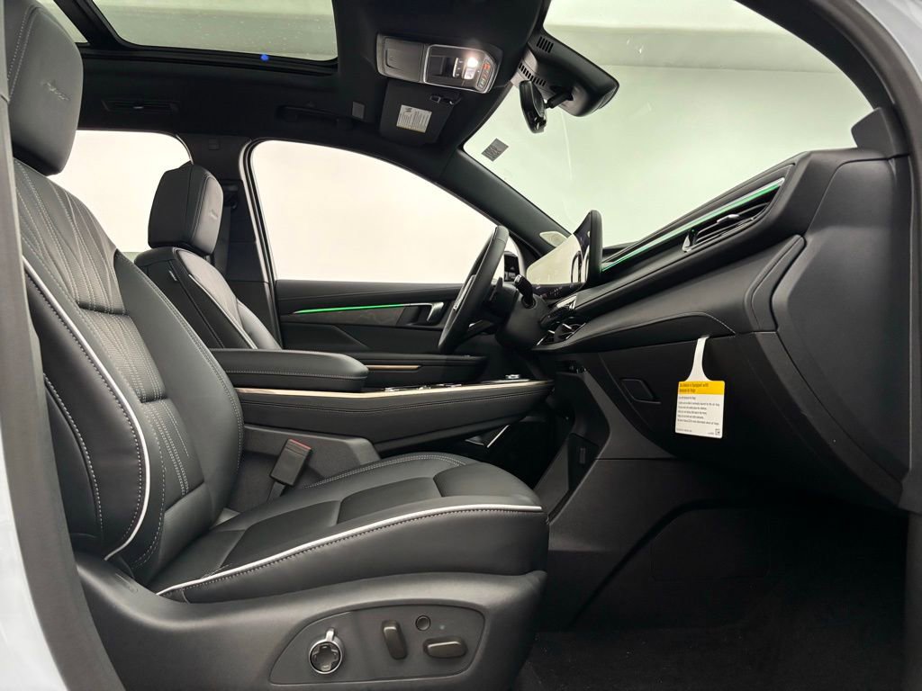 New 2026 Buick Enclave Avenir image 38