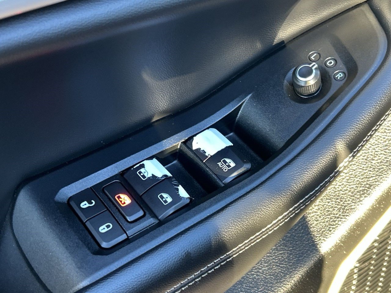 Used 2022 Jeep Grand Cherokee Limited 4xe AWD/4WD image 18