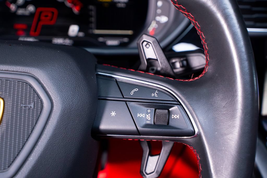 Used 2022 Lamborghini Urus AWD/4WD image 33