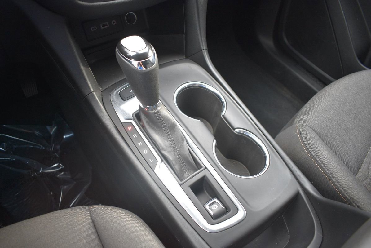 Used 2019 Chevrolet Equinox LT AWD/4WD image 17