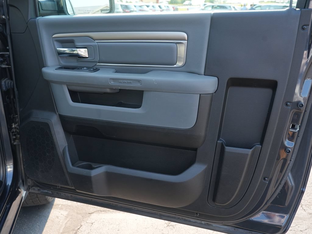 Used 2017 RAM 1500 Tradesman w/ Power & Remote Entry Group RWD image 28