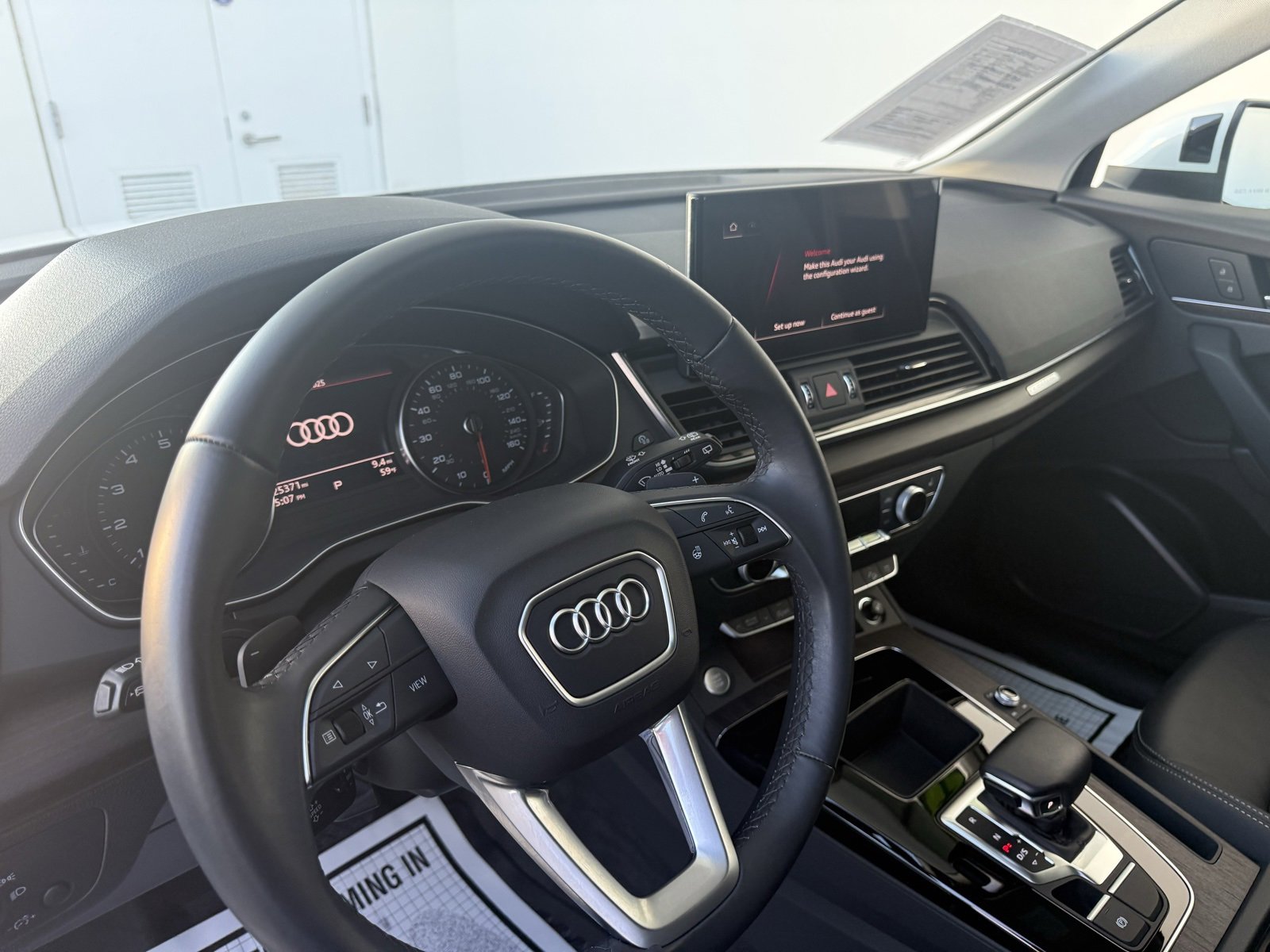 Used 2023 Audi Q5 2.0T Premium w/ Convenience Package image 13