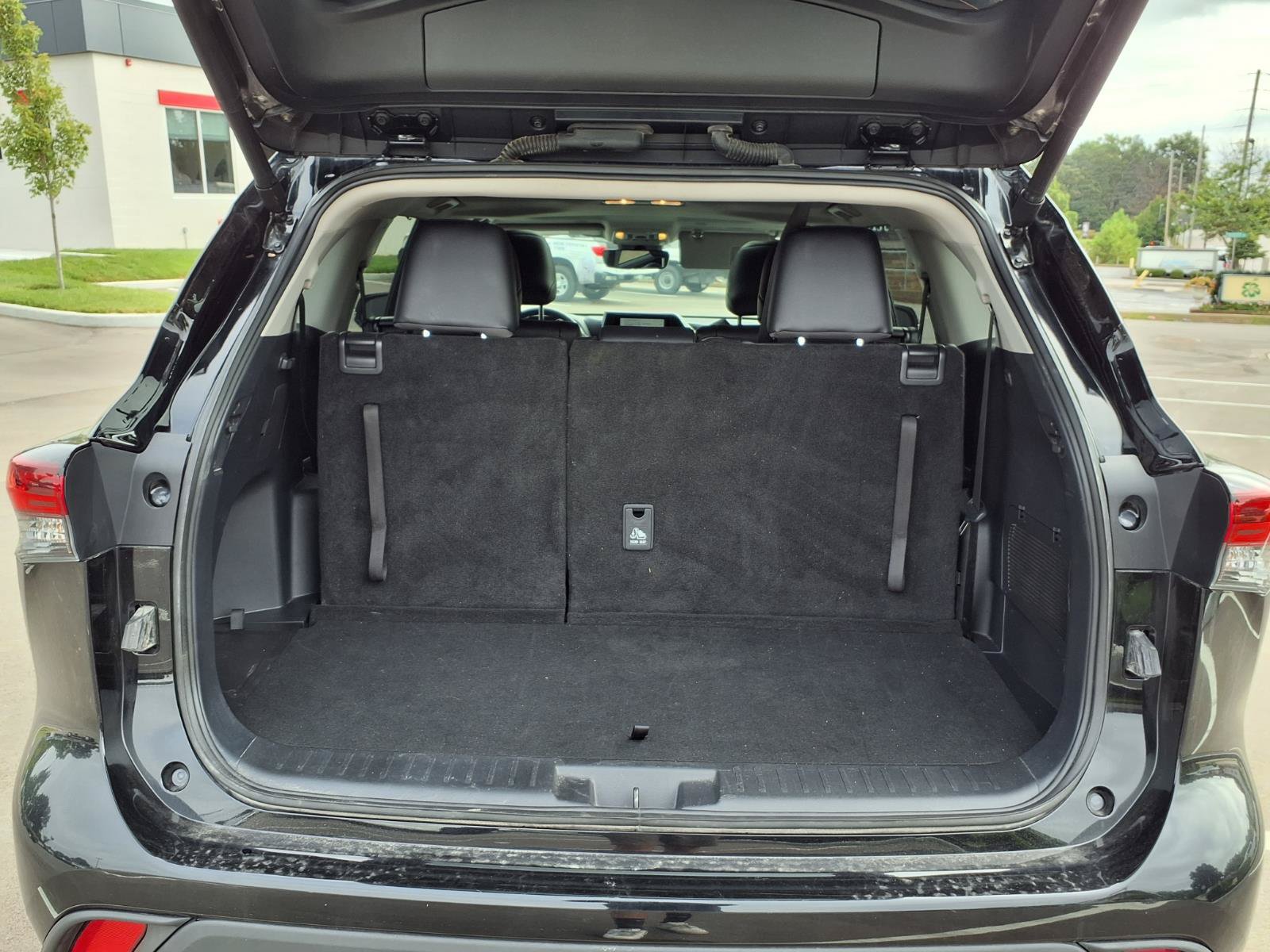 Certified 2026 Toyota Highlander XLE AWD/4WD image 25