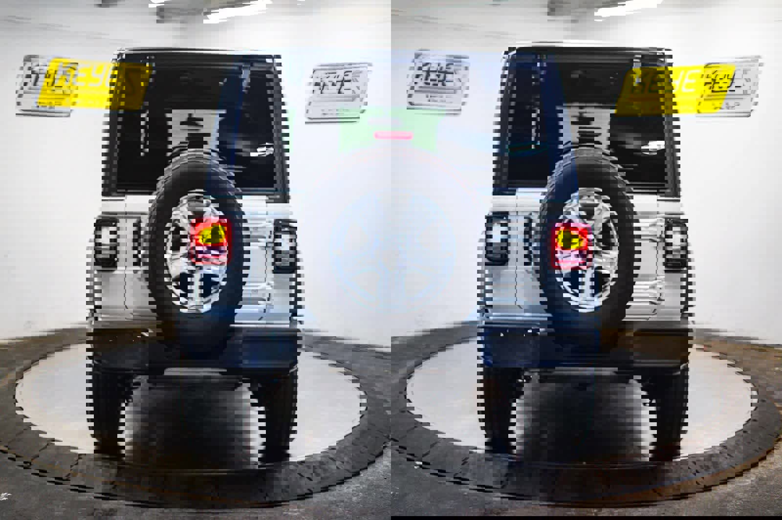 Used 2020 Jeep Wrangler Unlimited Sport S image 3