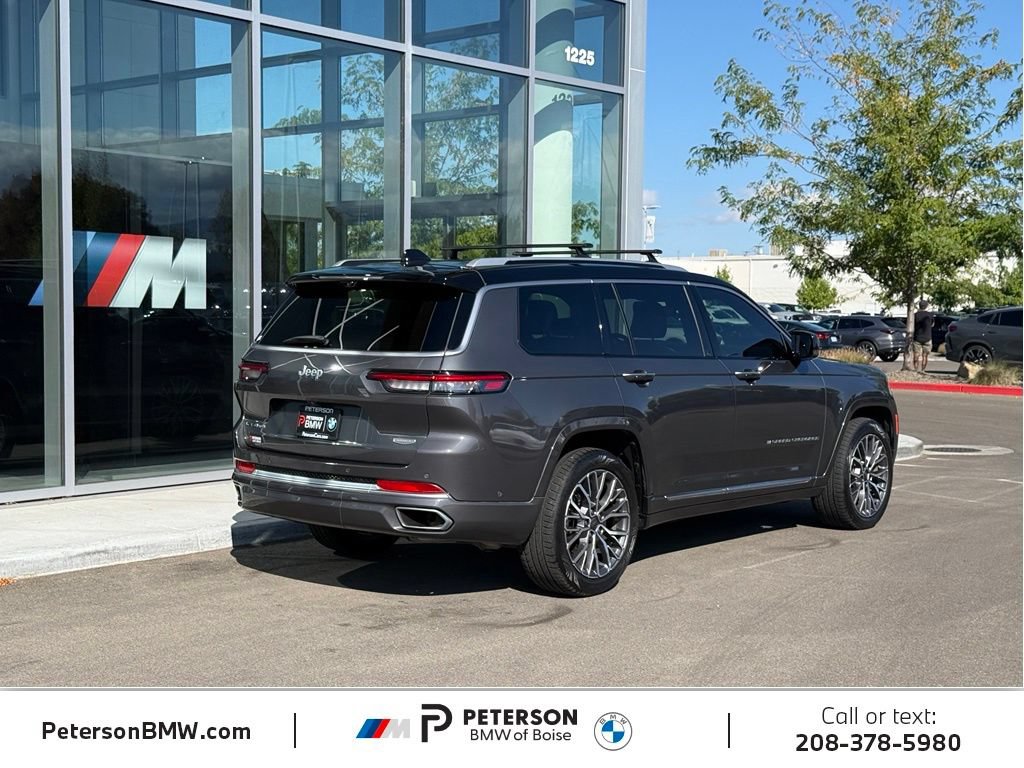 Used 2023 Jeep Grand Cherokee L Summit AWD/4WD image 5