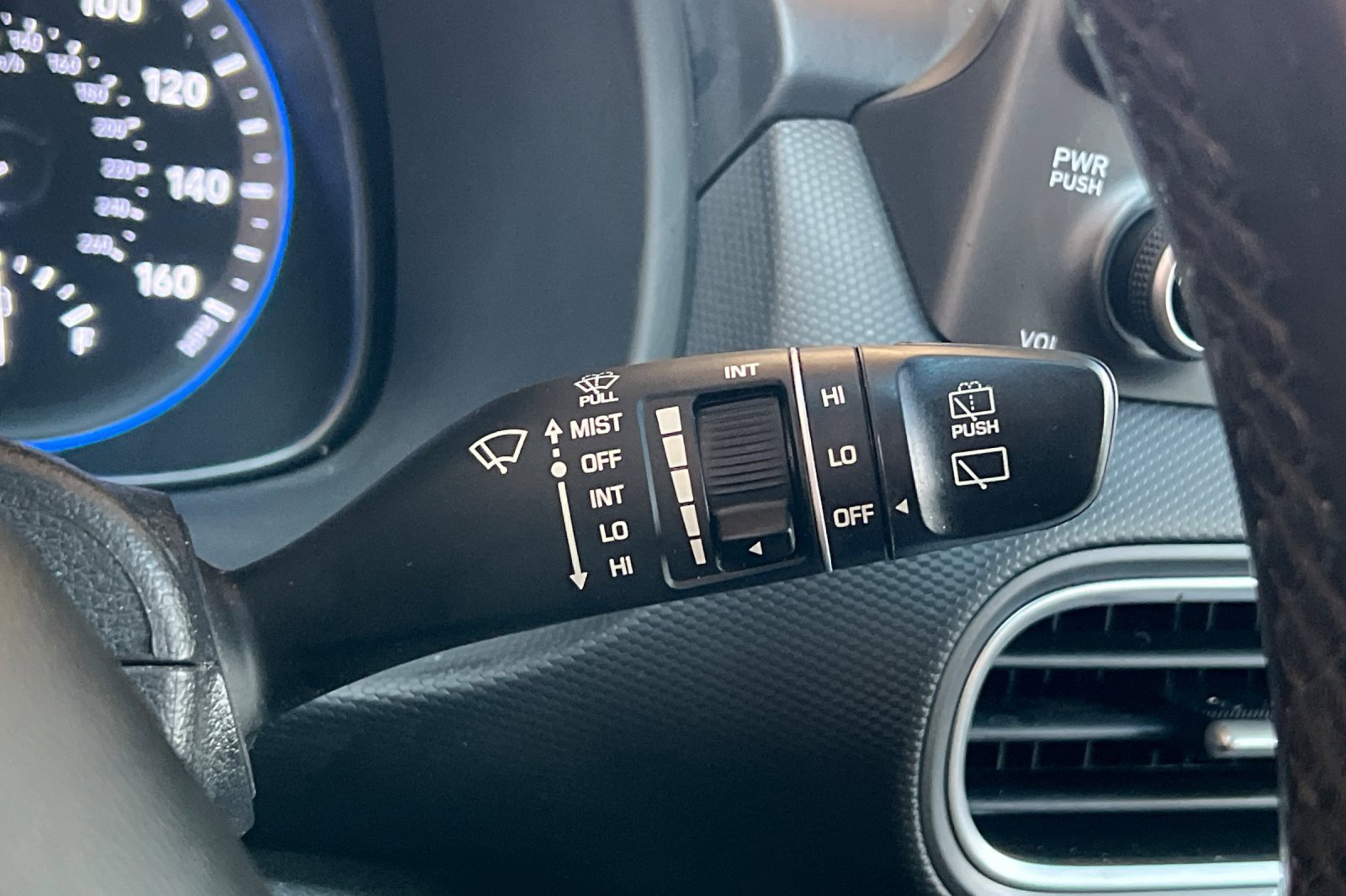 Used 2021 Hyundai Kona SEL w/ Cargo Package image 33