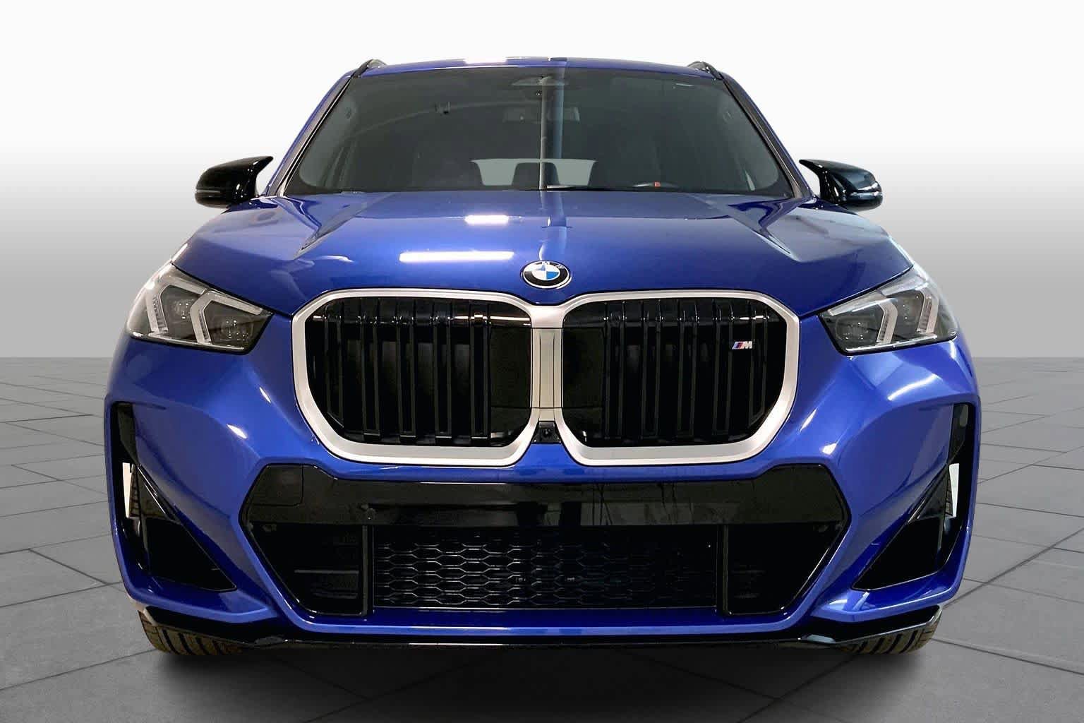 Used 2025 BMW X1 M35i AWD/4WD image 3