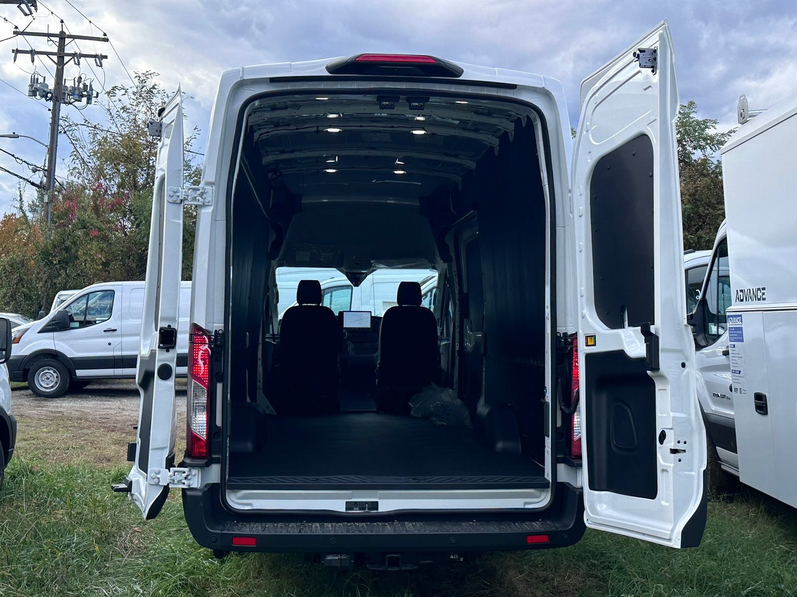 New 2026 Ford Transit 350 148 High Roof Extended w/ Load Area Protection Package RWD image 8