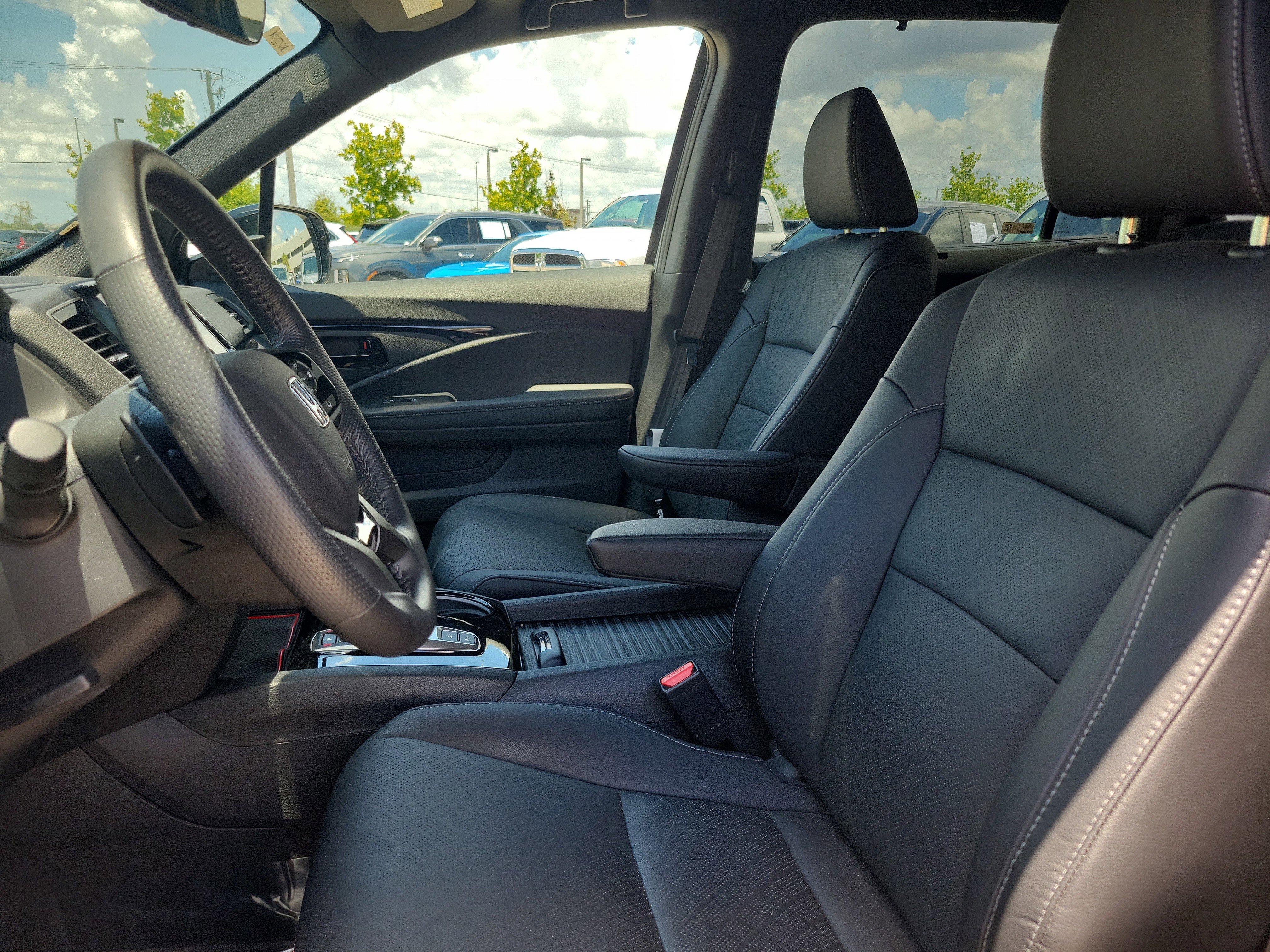 Used 2023 Honda Passport Elite image 26