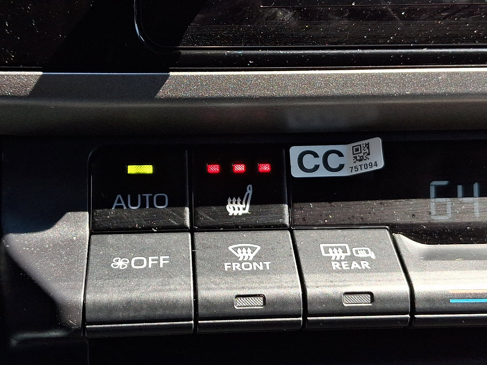 Used 2025 Toyota Camry LE w/ Convenience Package image 23