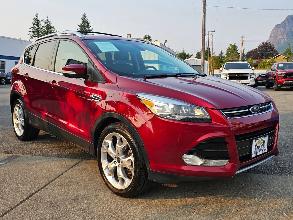 Used 2015 Ford Escape Titanium w/ Equipment Group 301A AWD/4WD image 3