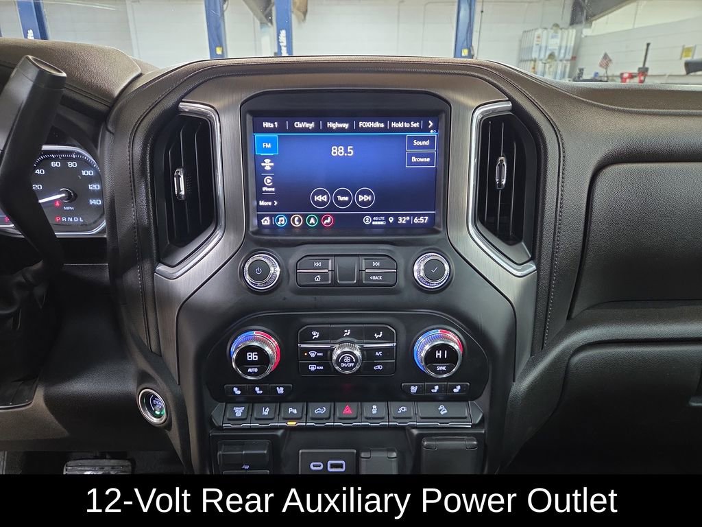 Used 2023 GMC Sierra 3500 Denali w/ Denali Ultimate Package image 17