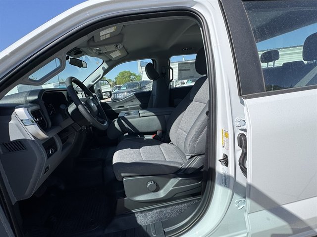 New 2026 Ford F350 XL w/ XL Off-Road Package AWD/4WD image 21