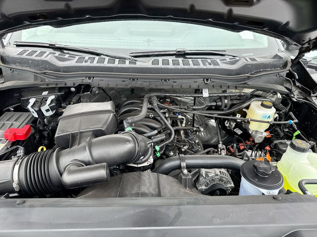New 2026 Ford F350 XLT w/ FX4 Off-Road Package image 24