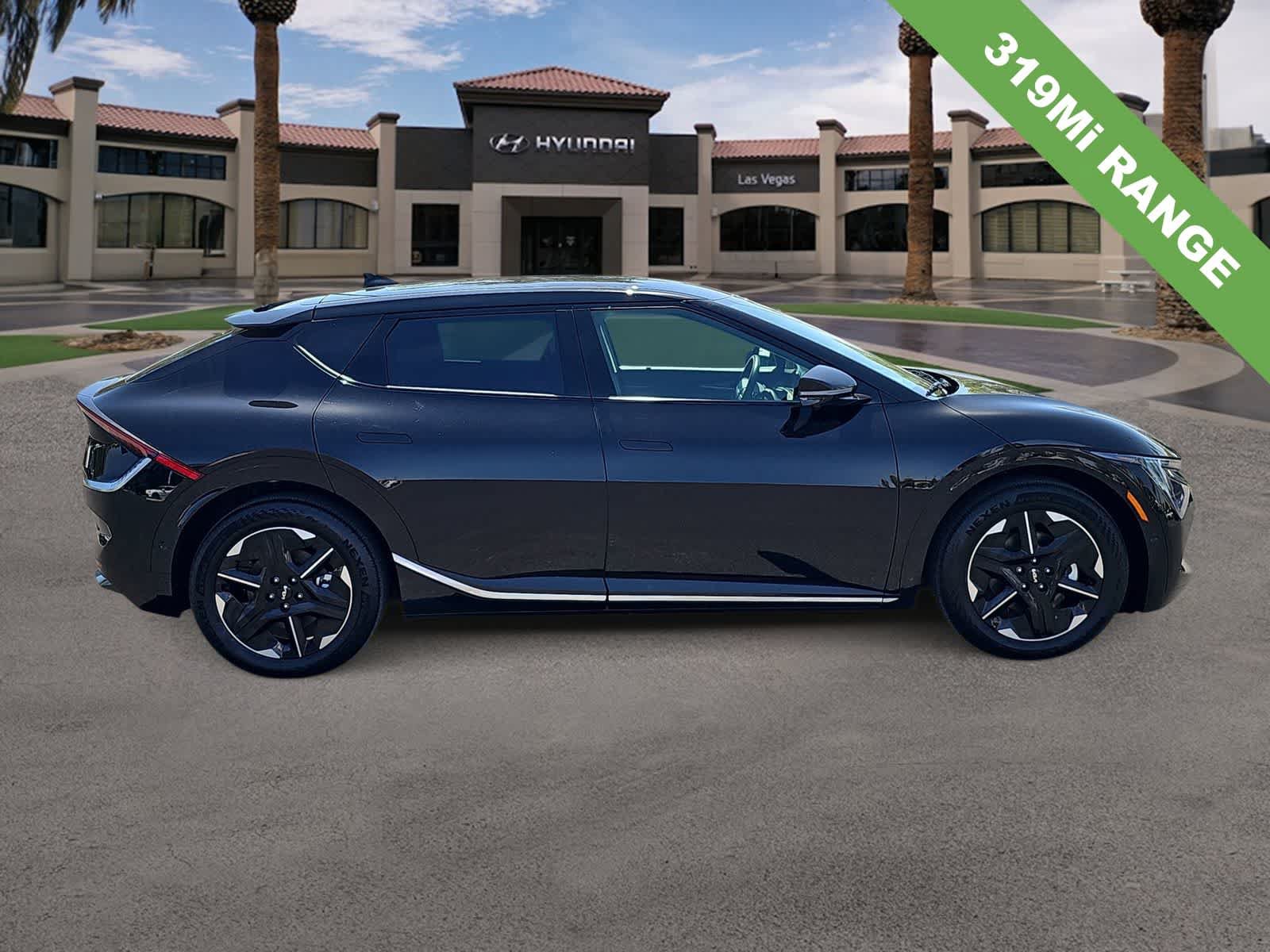 Used 2025 Kia EV6 Wind RWD image 9