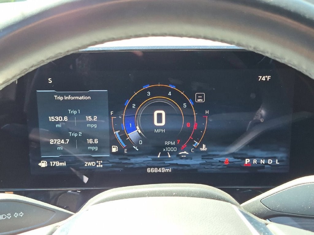 Used 2025 Chevrolet Tahoe LT AWD/4WD image 13
