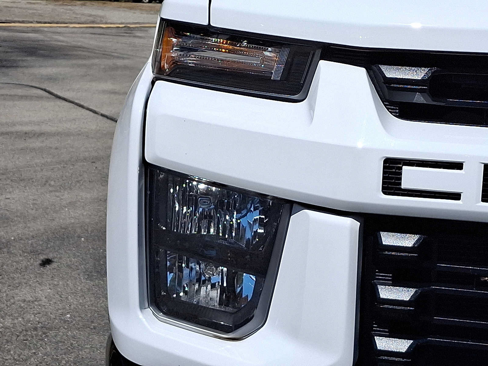 Used 2023 Chevrolet Silverado 2500 Custom w/ Custom Convenience Package AWD/4WD image 9
