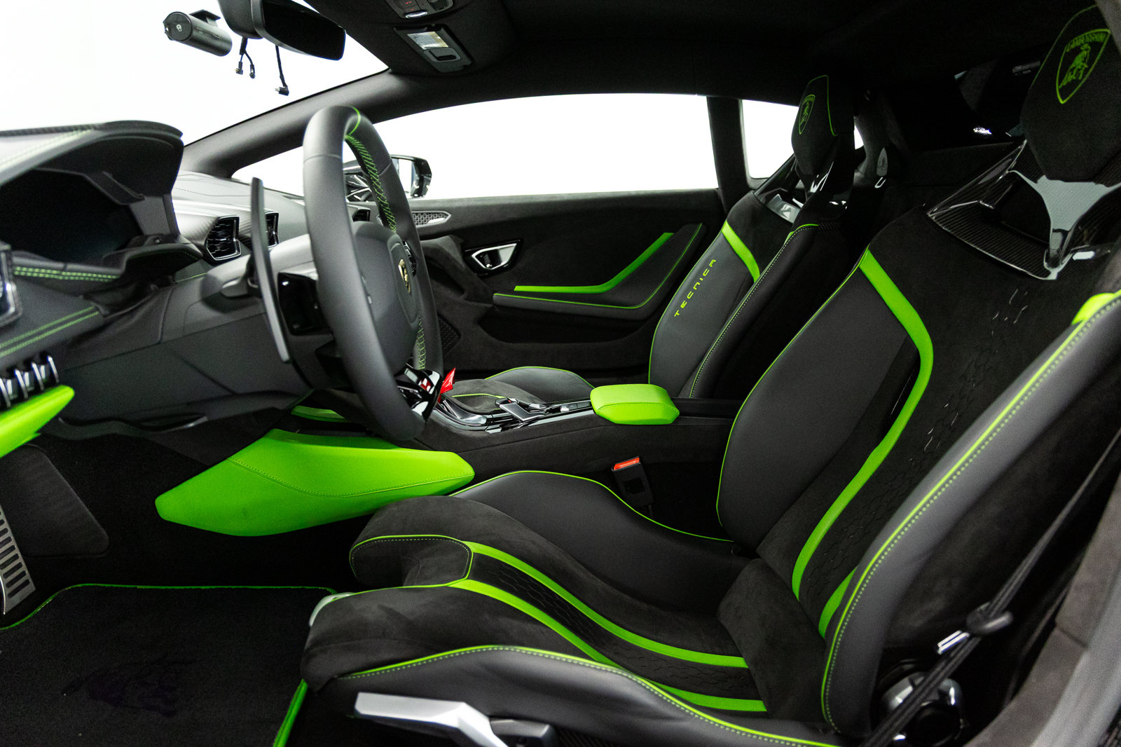 Used 2023 Lamborghini Huracan Tecnica RWD image 33