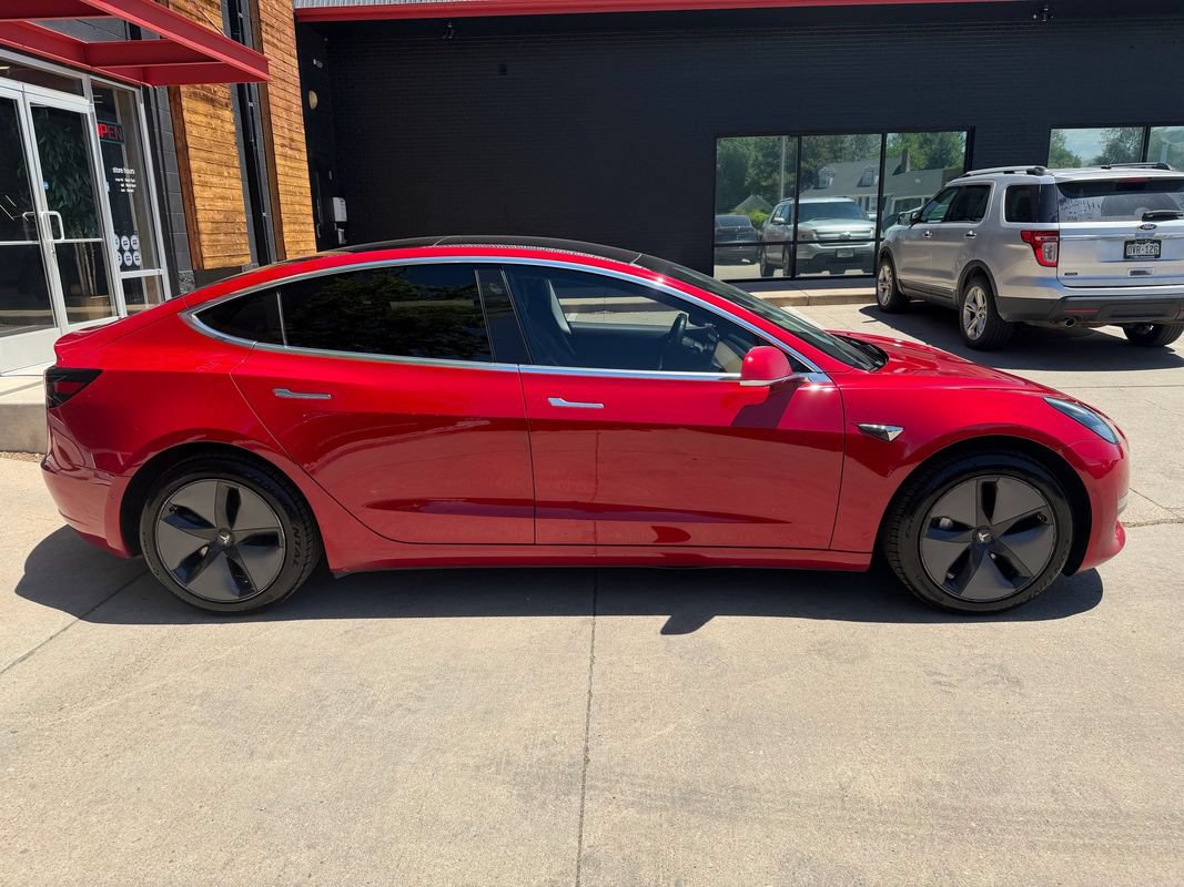 Used 2018 Tesla Model 3 Long Range RWD image 7