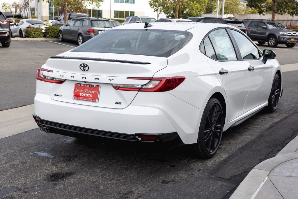 New 2026 Toyota Camry Hybrid FWD image 5