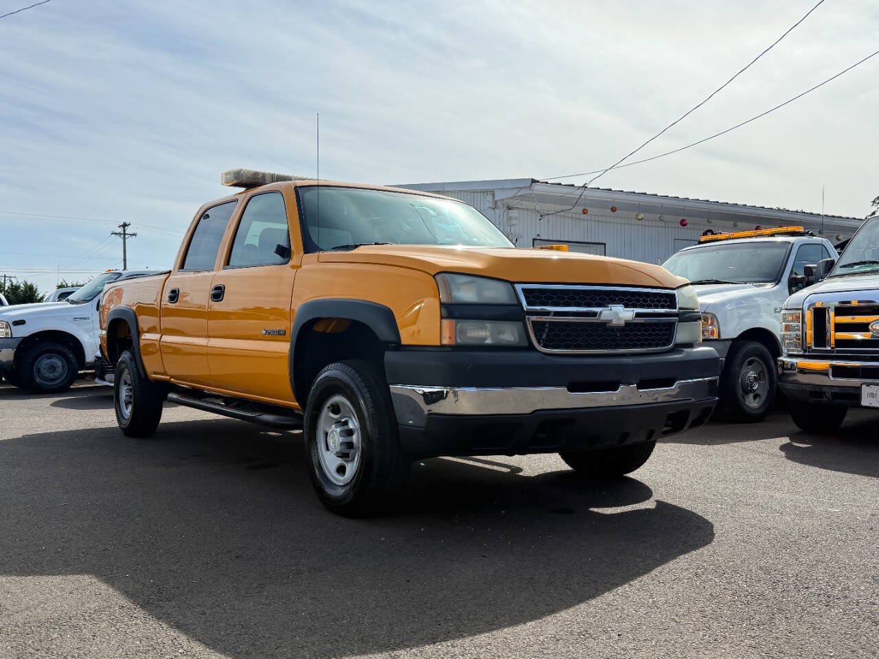 Used 2007 Chevrolet Silverado 2500 W/T RWD image 3