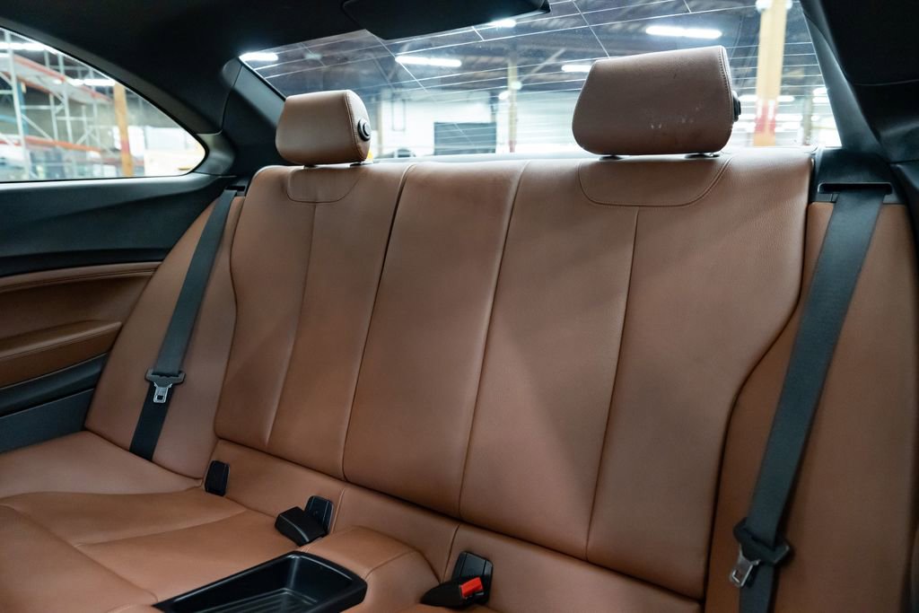 Used 2015 BMW M235i xDrive Coupe image 24