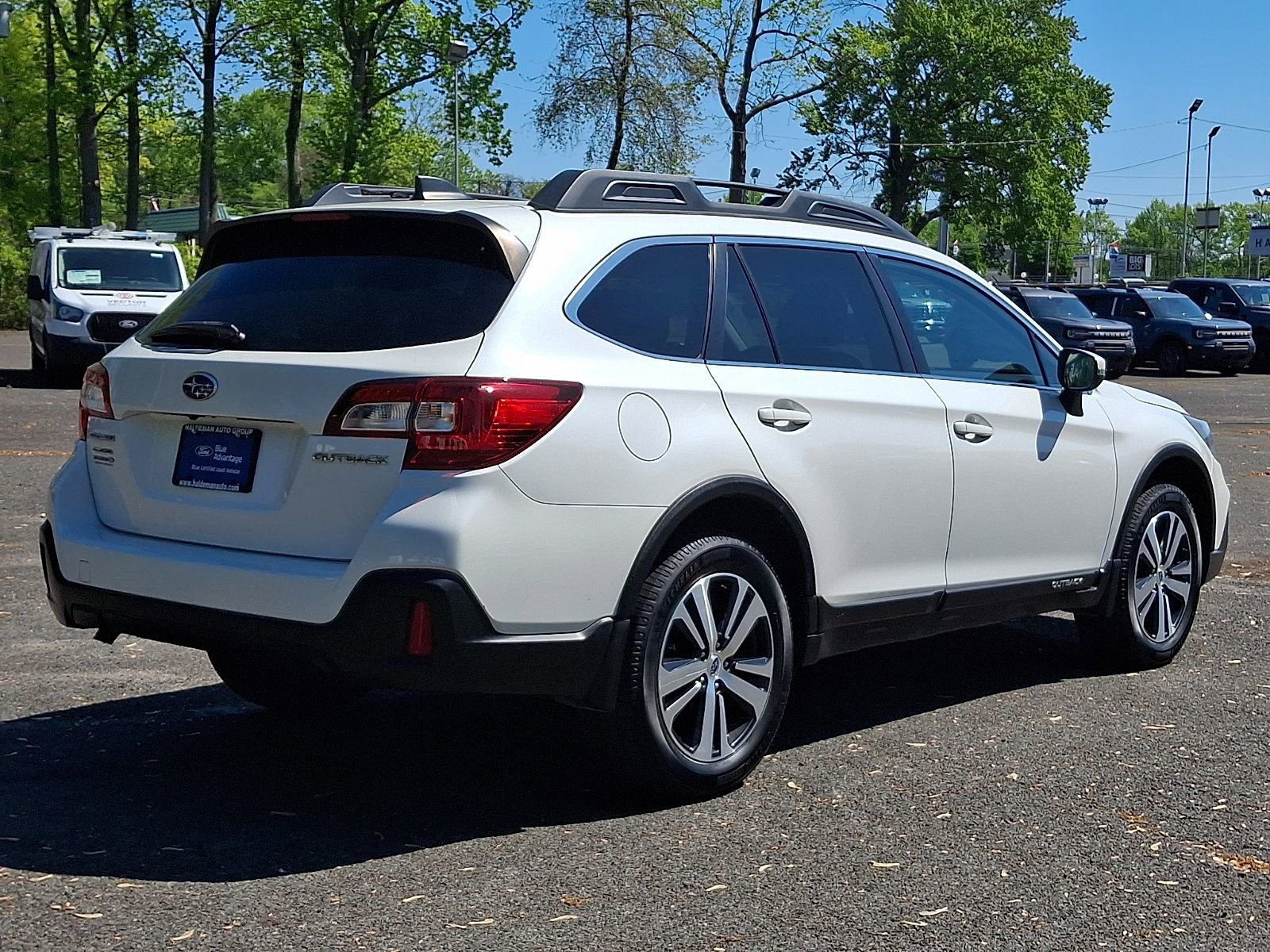 Used 2019 Subaru Outback 2.5i Limited w/ Protection Package #1 AWD/4WD image 7