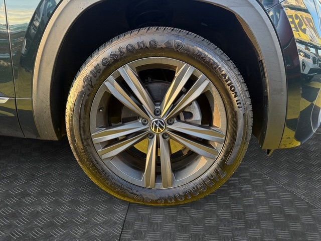 Used 2021 Volkswagen Atlas SE w/ Panoramic Sunroof Package image 8