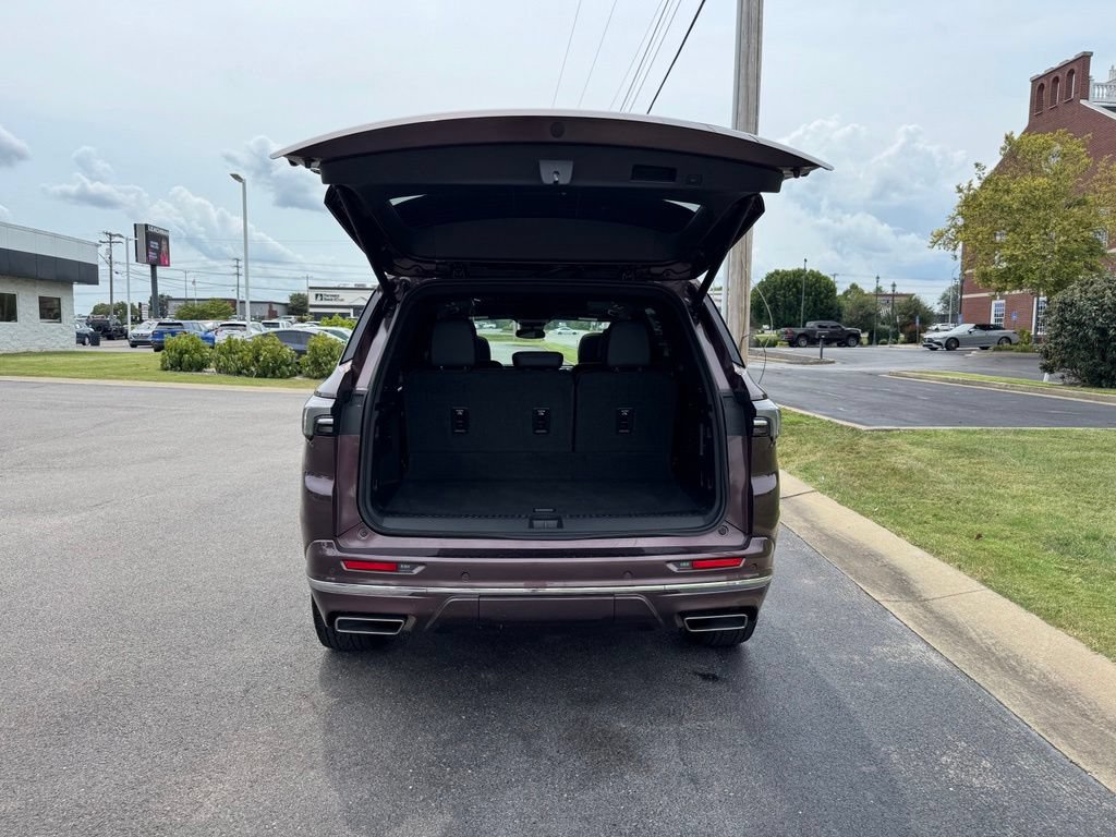 Certified 2025 Buick Enclave Avenir w/ LPO, Floor Liner Package FWD image 26
