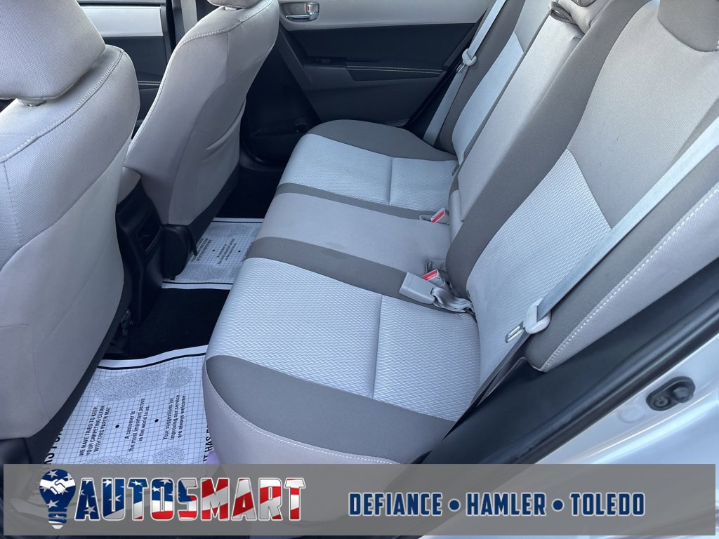 Used 2018 Toyota Corolla LE image 27