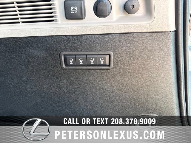 Used 2022 Jeep Wagoneer Series III w/ Premium Group I AWD/4WD image 23