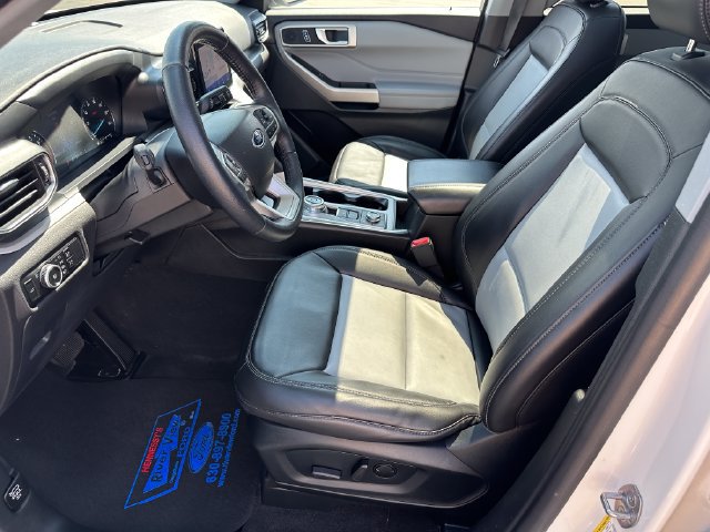 Used 2023 Ford Explorer XLT w/ Equipment Group 202A AWD/4WD image 22