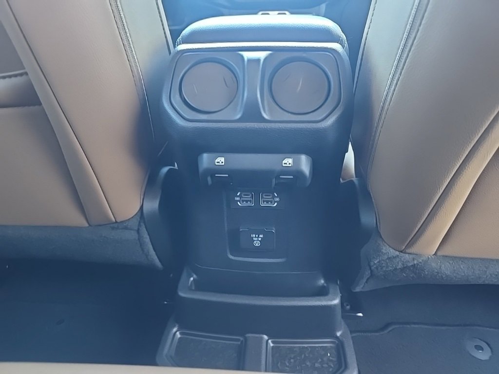 Used 2023 Jeep Wrangler Unlimited Sahara w/ Cold Weather Group image 21