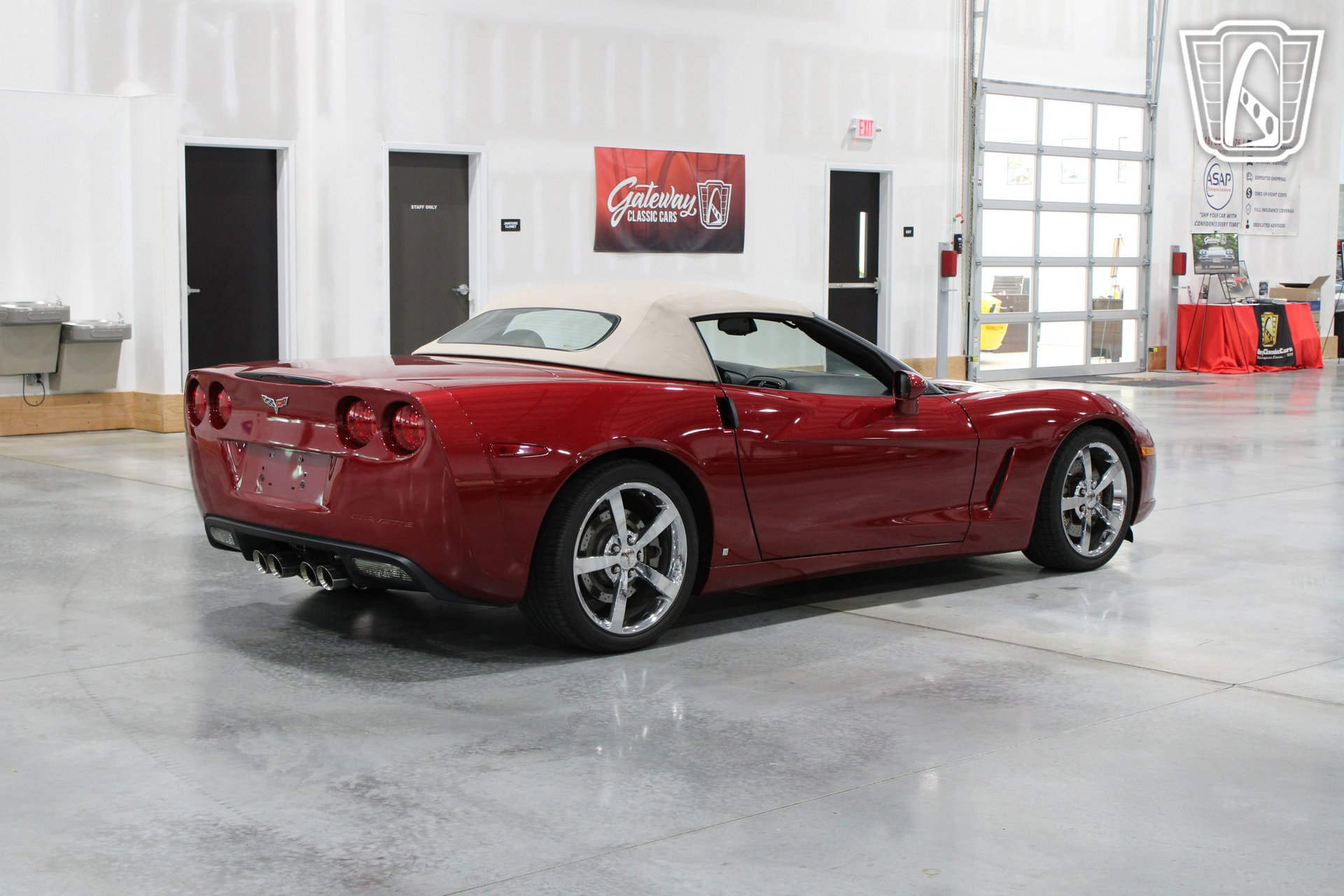 Used 2008 Chevrolet Corvette Convertible w/ Preferred Equipment Group image 24